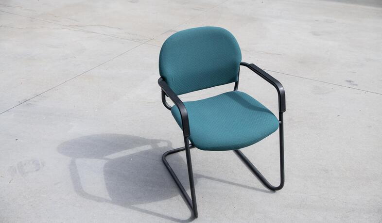 IMPACT Furniture green chair, secondhand office furniture